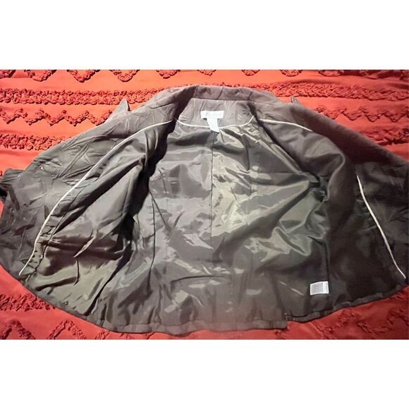 Worthington jacket.pockets.cuffs.green.lined .buttons .shoulder pads.sz 12. See. - Picture 13 of 16